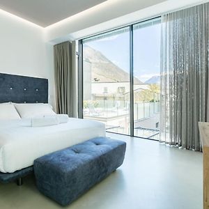 Camera con letto king size